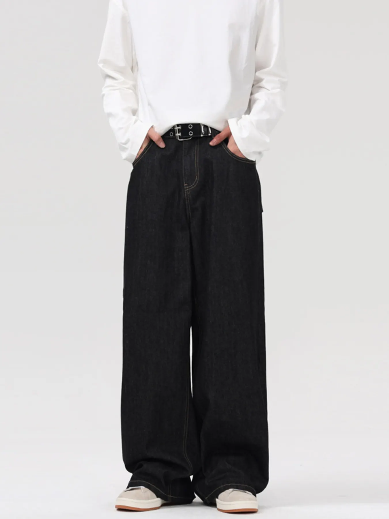 Men's Wide Leg Jeans